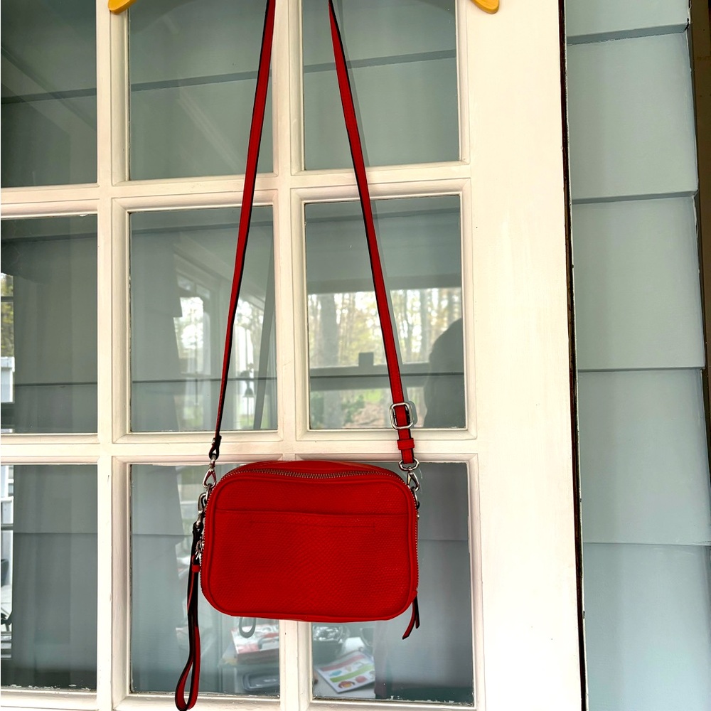 Banana Republic Harper Double-Zip Camera, Crossbody Bag